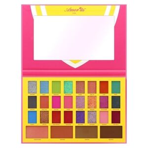 Chin Up Eyeshadow Palette